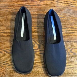 Easy Spirit Slip-On size 8